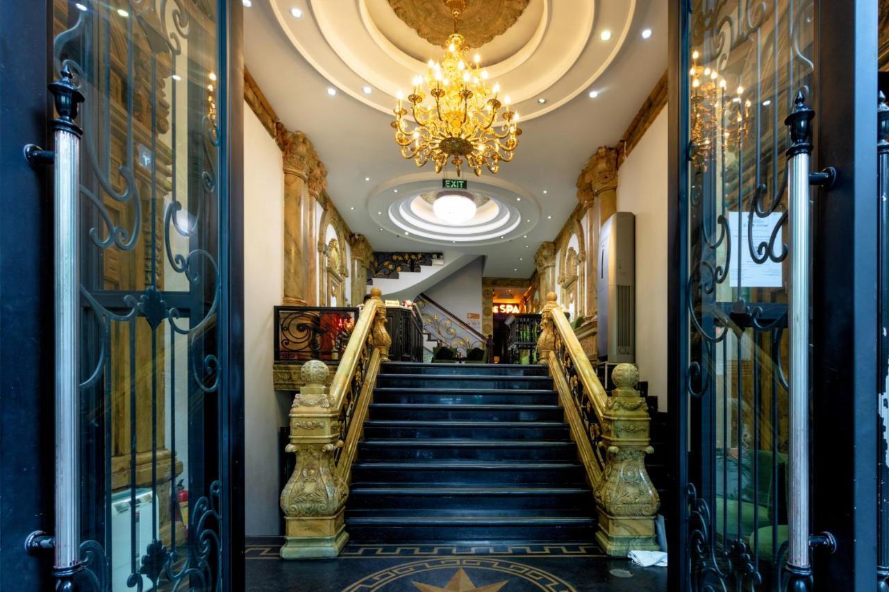 Media & Hotel