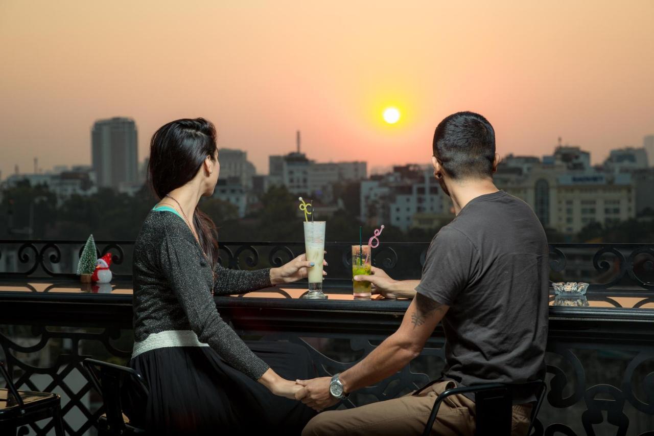 Media & 4* Hanoi